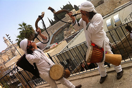 מתופפים בכותל מתופפים בכותל