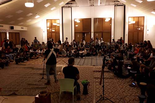 מעגל מתופפים עם בני נוער מעגל מתופפים עם בני נוער